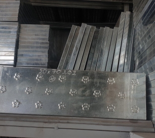 Mâm cầu thang